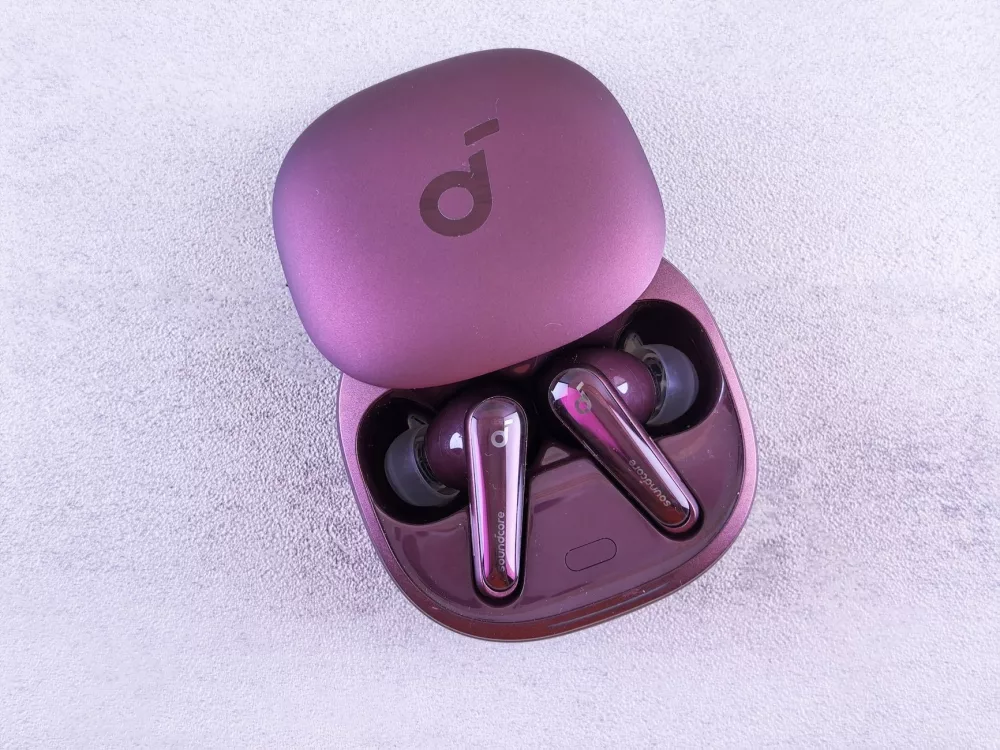 Unpacking the World of Earbuds: A Comprehensive Guide to Every Type
